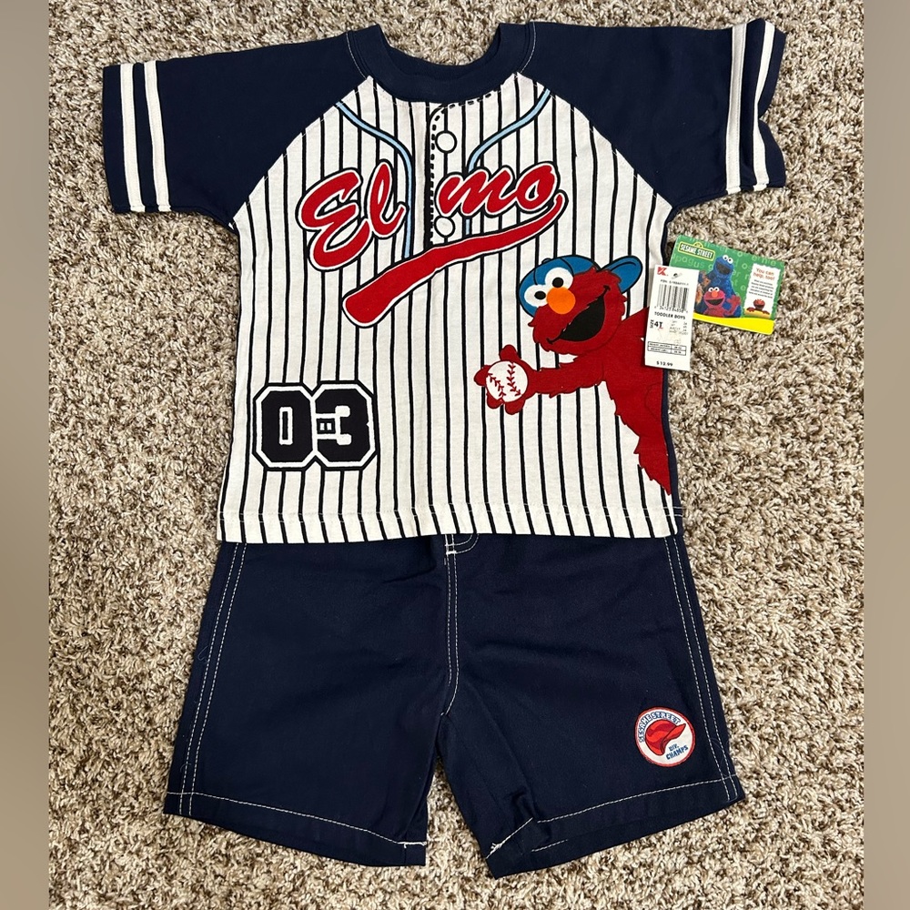 Sesame Street Toddler Boys 2 Piece outfit